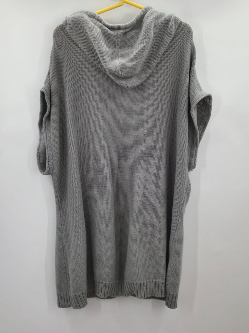 2 V-Neck 3X Tunic Length Sweaters 26/28 Red Gray Cardigan Lagenlook Office Layer - Picture 3 of 13